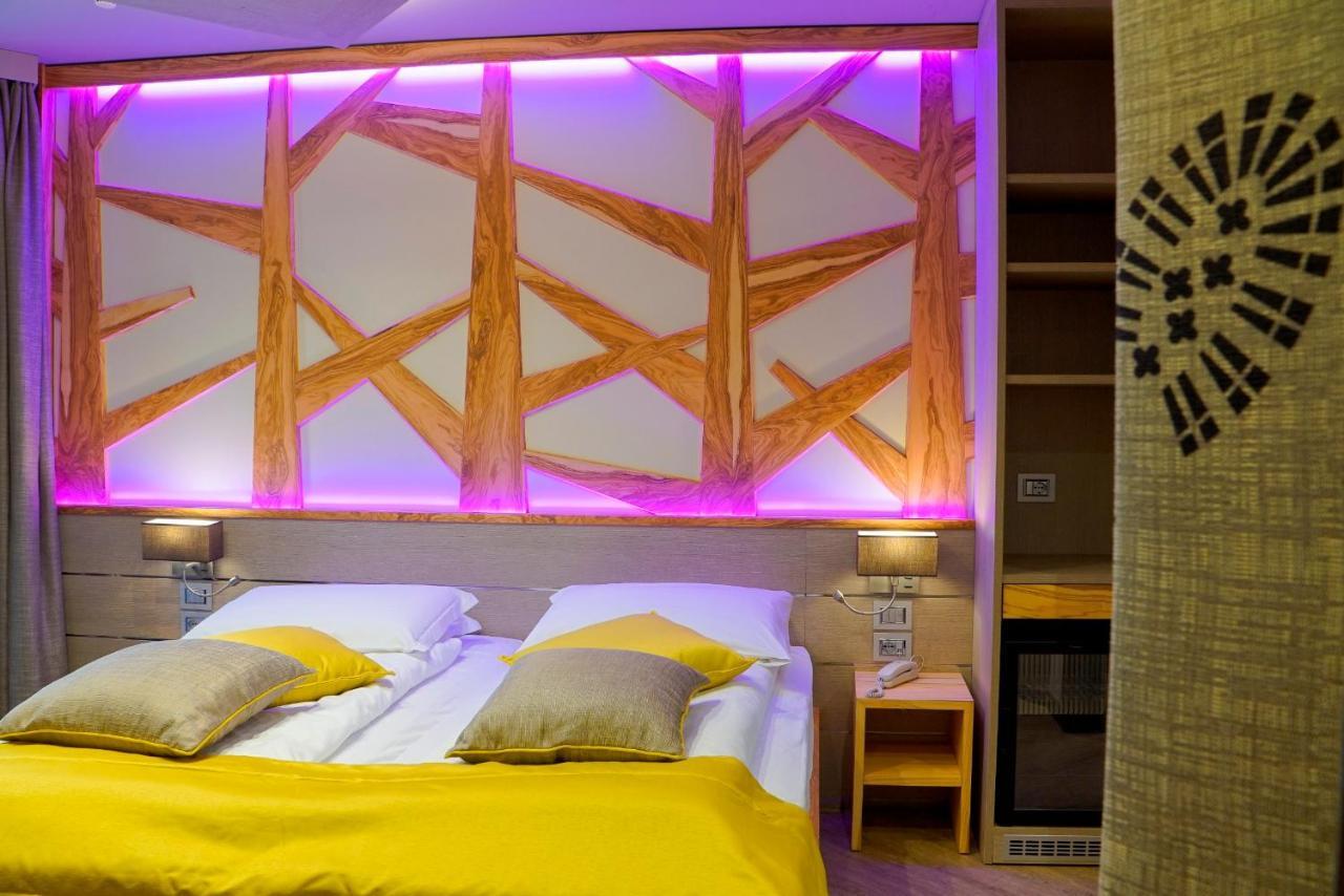 Aktivhotel Santalucia Torbole Sul Garda Dış mekan fotoğraf